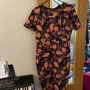 stretchy, comfortable business/classy/dressy perfect for many occasions